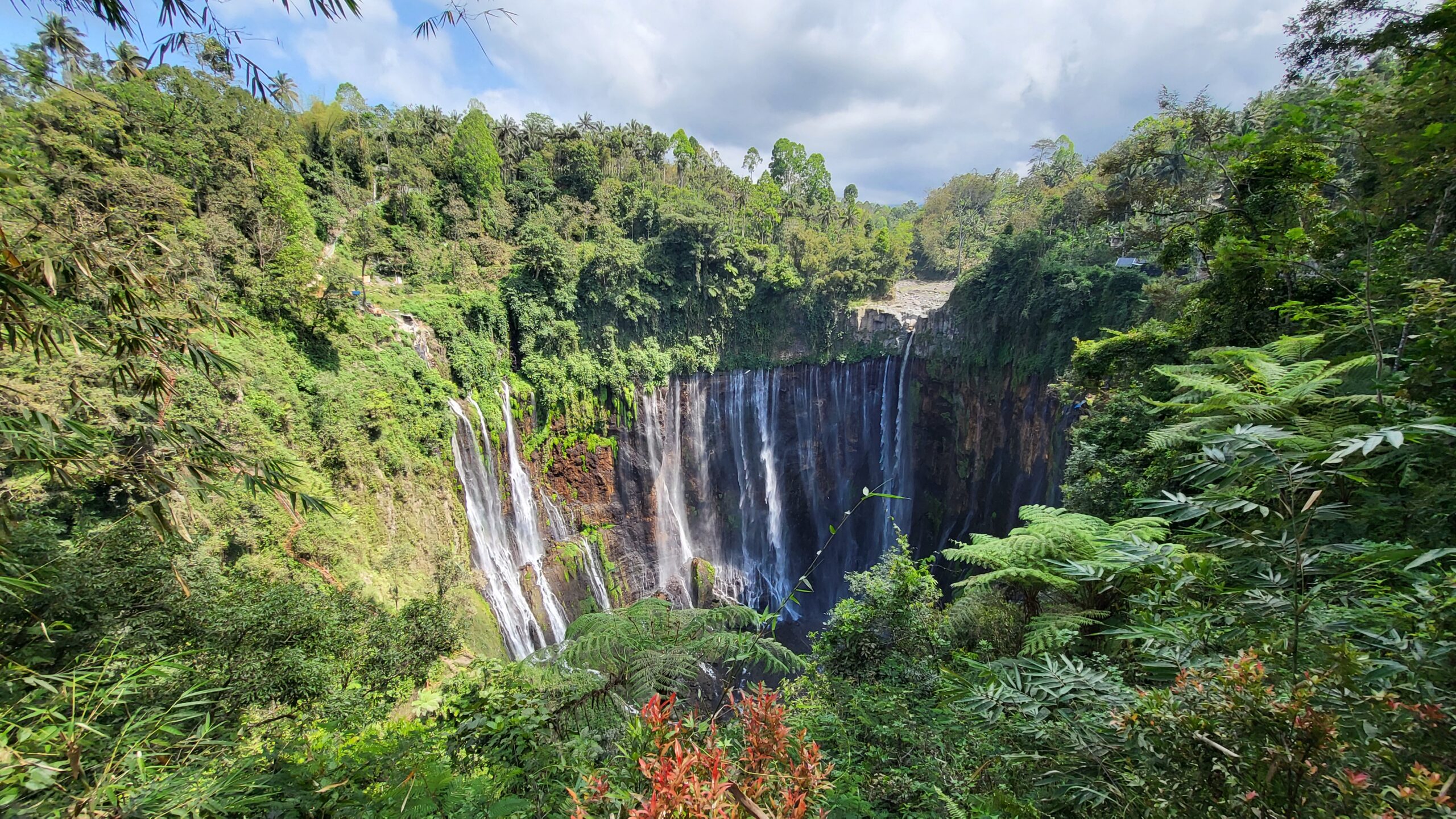 Wat te doen in Oost-Java: Tumpak Sewu waterval